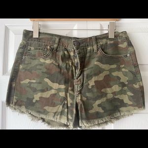 American Eagle High Waisted Shorts